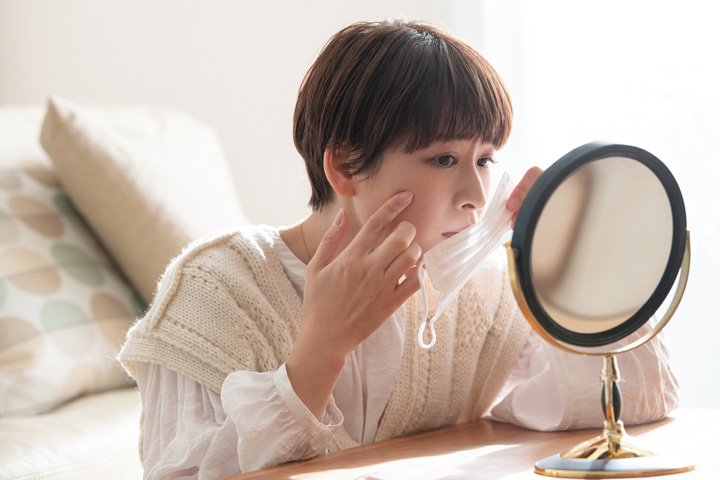 敏感肌の方に知ってほしい「顔・肌の赤み」の原因とスキンケア時のポイント